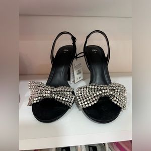 NWT Zara Faux diamond bow heels!